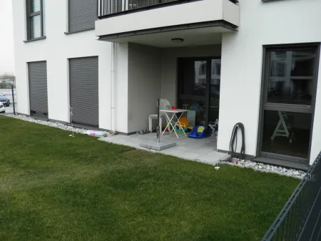 "All Inclusive"!4-Zi-ETW mit Garten & Terrasse + Parkplatz & Küche INKLUDIERT ! Neuwertiger Zustand