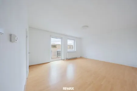 ""NEUER PREIS"" Charmantes Einfamilienhaus mit Garten, Terrasse mit Fernblick & 4 Garagen im Zentrum St. Florian
