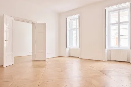 San.bedürftige Beletage nahe Servitenviertel/Schottentor (U2)