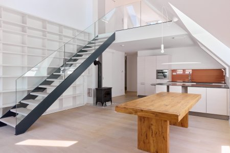 Moderne 135m² Dachterrassen-Maisonette