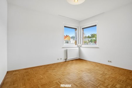TOP LAGE - Familienwohnung mit Potential am Römerberg
