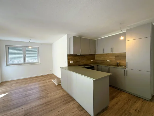 4 Zimmer Gartenwohnung zum Mieten - ca. 85 m² Wohnfläche - PV Anlage - 2 Stellplätze! - Bild