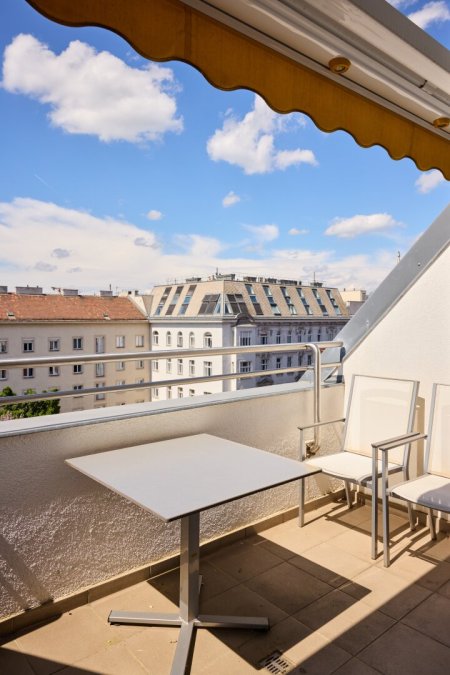 Exklusives Penthouse im 8. Bezirk – gesamte Dachgeschoßebene mit Terrasse & optionaler Einzelgarage