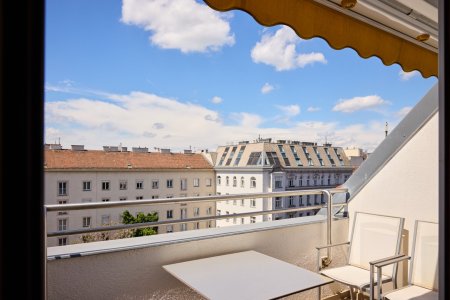 Exklusives Penthouse im 8. Bezirk – gesamte Dachgeschoßebene mit Terrasse & optionaler Einzelgarage