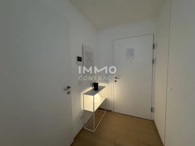 ERSTBEZUG: Fantastische Dreizimmer-Wohnung mit Ausblick & Annehmlichkeiten - Bild