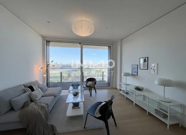 ERSTBEZUG: Fantastische Dreizimmer-Wohnung mit Ausblick & Annehmlichkeiten - Titelbild