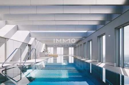 32. Etage: Luxus Wohnen hoch über der Skyline: Donauzentrum und U1 Kagran