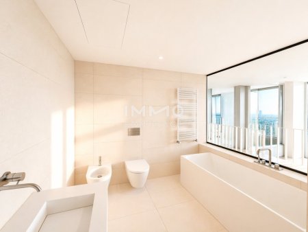 Penthouse Vienna: Duplex Sky Residence with Danube & City View