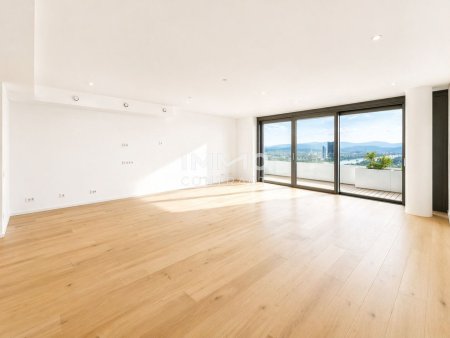 DANUBEFLATS: 45. Etage - Höchstgelegenes 3-Zimmer-Apartment Österreichs