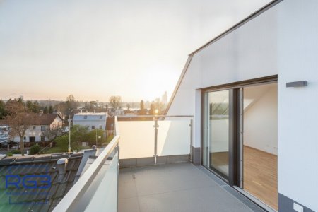 Weitblick DG-Wohnung in 1220 Wien: Erstbezug mit 4 Terrassen.