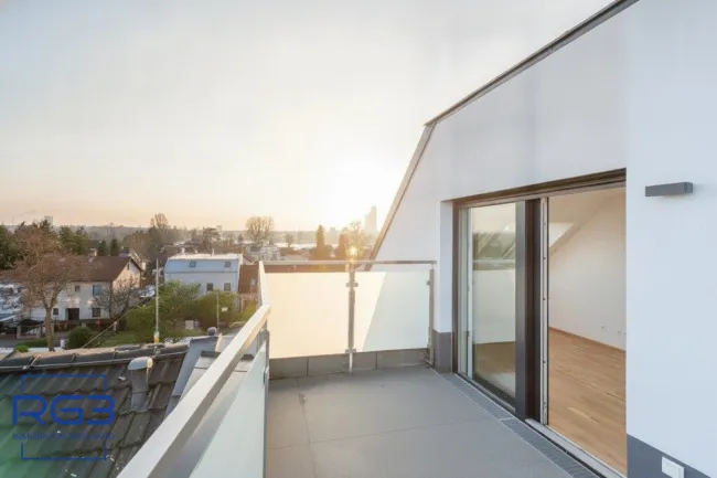 Weitblick DG-Wohnung in 1220 Wien: Erstbezug mit 4 Terrassen. - Bild
