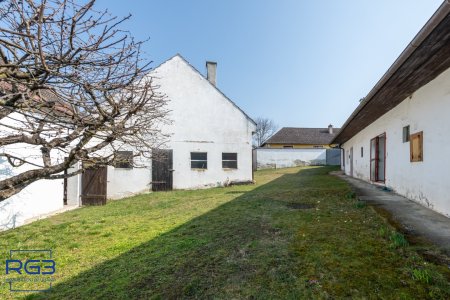 Großzügiges Anwesen mit Nebengebäuden auf 3.566 m² Grundstück – viel Potenzial in Untermixnitz