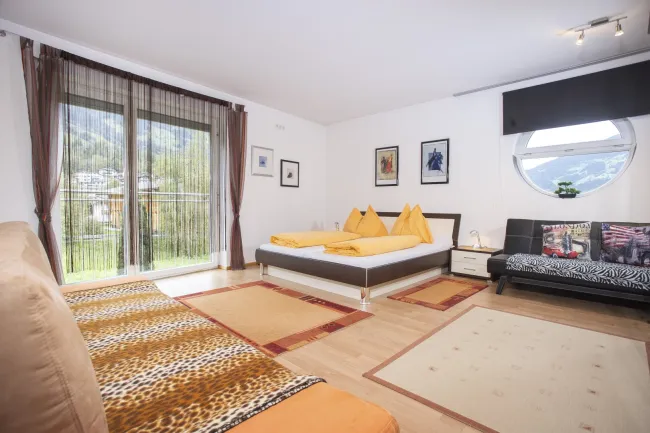 VERKAUFT!! *** PROVISIONSFREI FÜR KÄUFER*** Maisonettenwohnung in zentraler Lage - Bild