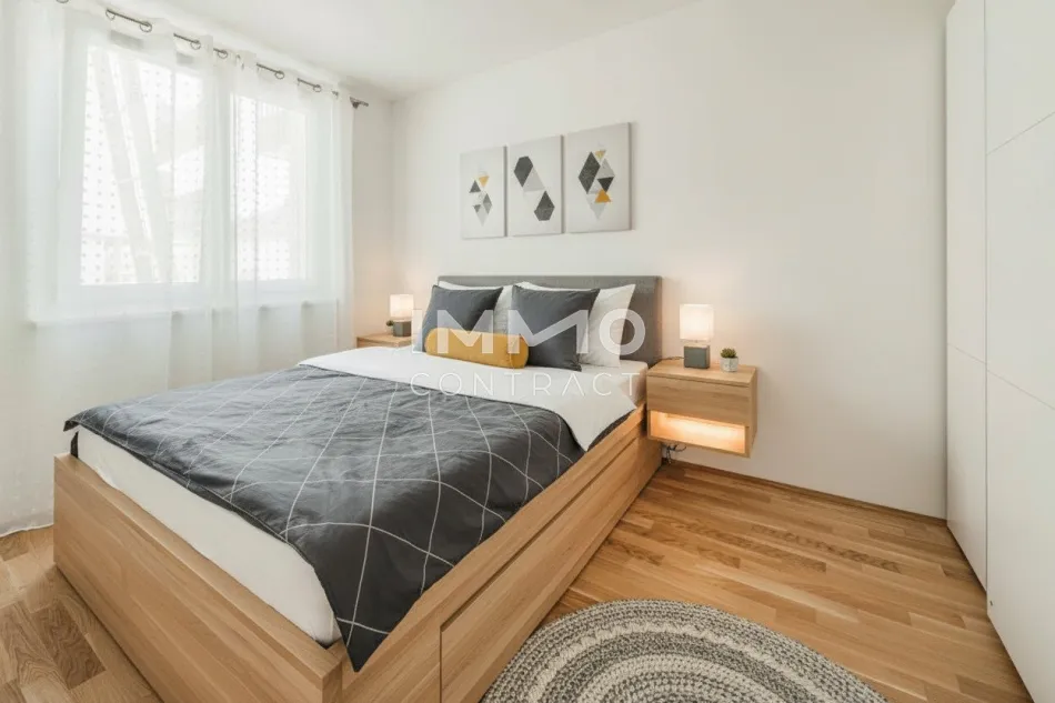 WOHN(T)RAUM OBERLAA: Dachgeschosswohnung – Ihr Rückzugsort im Grünen - Titelbild