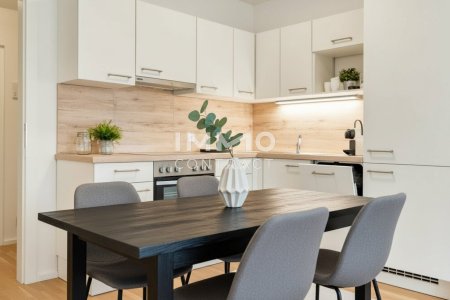 WOHN(T)RAUM OBERLAA: Helles Wohnen im Neubau – Erstbezug