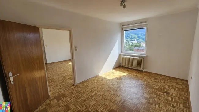 AKTION! 2 MONATE MIETFREI! Zwei Zimmerwohnung mit schöner Aussicht - Bild