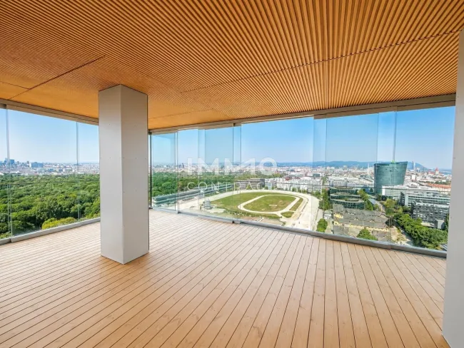Rooftop Pool: Skyline Living im 22. Stock Erstbezug und provisionsfrei - Titelbild