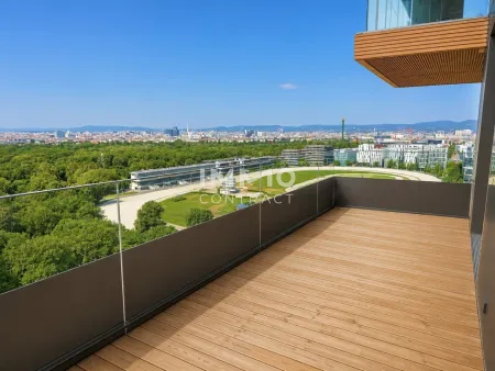 Provisionsfrei & Neu: Sonne, Ausblick über den Prater & die ganze Stadt, Pool, Gym, uvm.