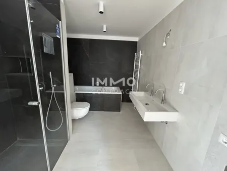 Masterbathroom