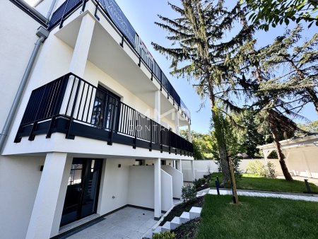 Iconic Living: 4-Zimmer-Luxus-Penthouse mit imposanter Raumhöhe und stilvoller Architektur