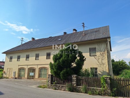 Historisches Gebäude in Alkoven zum Verkauf