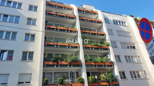 Großzügige Loggiawohnung in ruhiger Lage mit Sauna und Gemeinschaftsdachterrasse - Titelbild