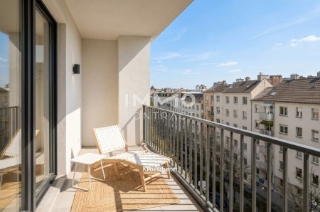 Exklusive Dachgeschosswohnung nahe Schönbrunn – Neubau - Erstbezug mit Balkon & Loggia