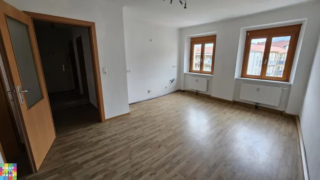 PROVISIONSFREIE 3 ZIMMERWOHNUNG - Titelbild
