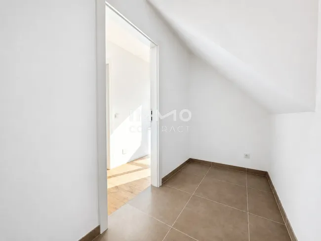 Begehbarer Kleiderschrank