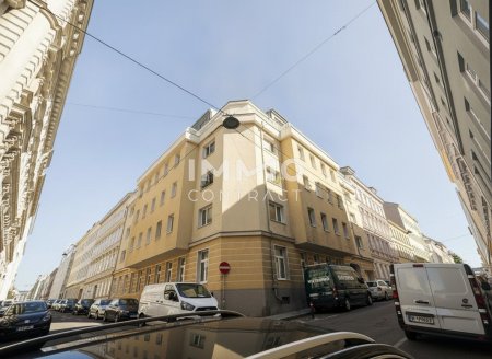 Traumhafte 3-Zimmer-Wohnung mit großer Terrasse in U6-Nähe