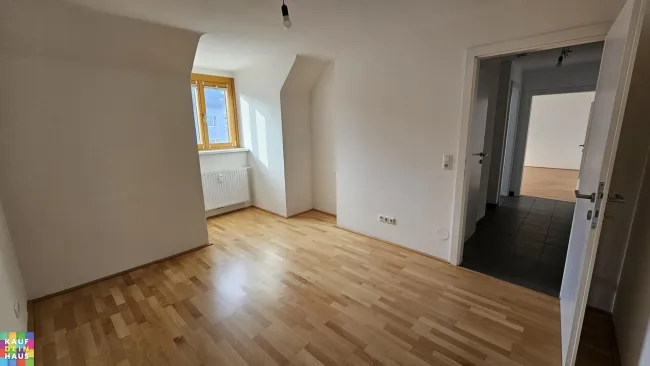AKTION! 2 MONATE MIETFREI! Geförderte 2-Zimmerwohnung mit unbefristetem Mietvertrag - Bild