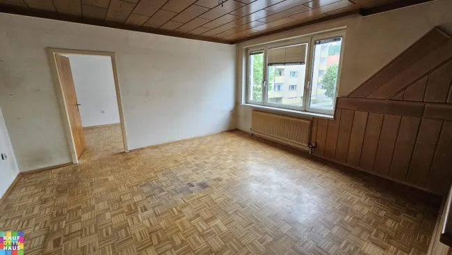 Frisch sanierte 2-Zimmerwohnung im ersten Stock - Titelbild