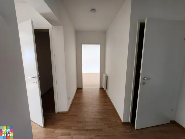 PREISREDUKTION! 2- ZIMMERWOHNUNG mit LOGGIA - Bild