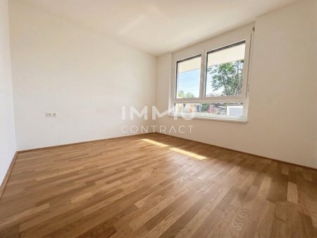 Helle 2-Zimmer Wohnung mit großzügiger Freifläche & top Aufteilung