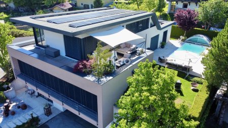 Modernes Refugium mit alpiner Kulisse