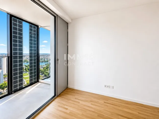 Ankommen & Staunen: 35. Etage - U1 Donauinsel DC2 Tower - Titelbild