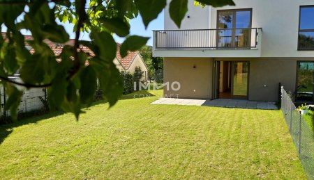 8_2_Garten 1