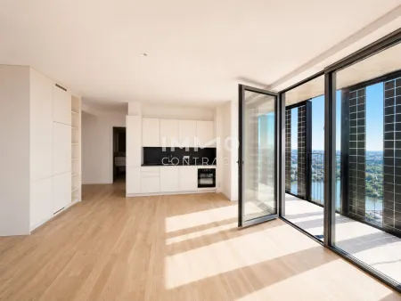 40. Etage - DC2 Tower: 2 Loggien 37m2 - Von Sonnenaufgang bis zur Sonnenuntergang