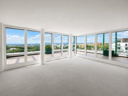 Sonnenpenthouse mit 90m2 Terrasse und Ausblick: Provisionsfrei - Wohnung + Büro mit luxuriöser Ausstattung
