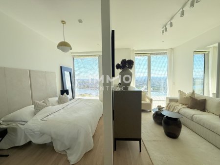 40. Etage Urban Sky Studio im DC2 Tower - mit Südblick über die Wiener Innenstadt