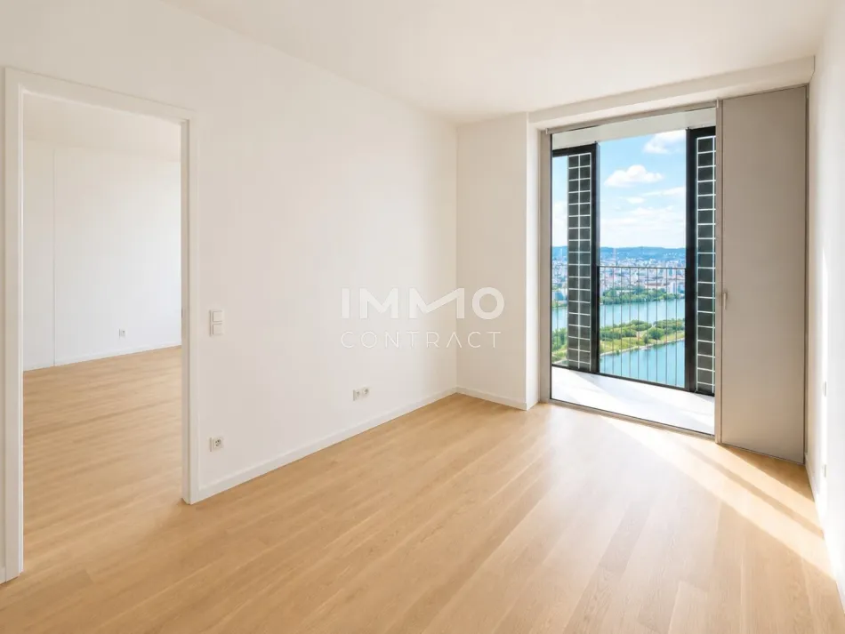 Neu - 40. Etage: Erstbezug mit Kahlenbergblick und Abendsonne: DC2 Tower - Titelbild