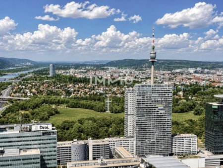 Eckpanorama über Wien – 3 Zimmer mit 40 m² Loggiafläche - DC2