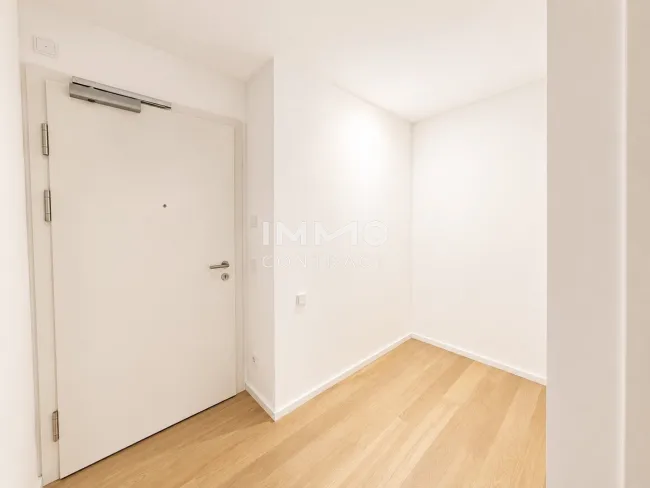 Directly at the main train station: Big 4-room apartment commission-free - Bild
