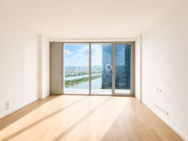 Die Postkarte, in der man wohnt: DC2 Tower 36. Etage - U1 Donauinsel - Bild