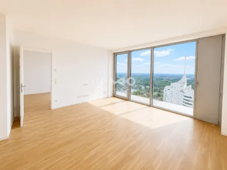 44. Etage inkl. 14m2 Loggia - DC2 Tower: SKY RESIDENCES