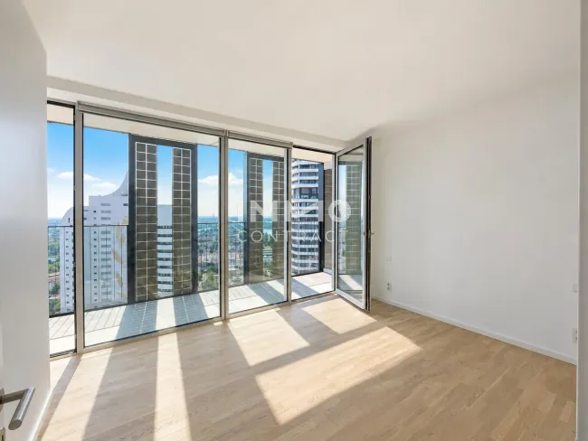 DC2 Tower: 39m2 Loggia Erstbezug - SKY RESIDENCES - Titelbild