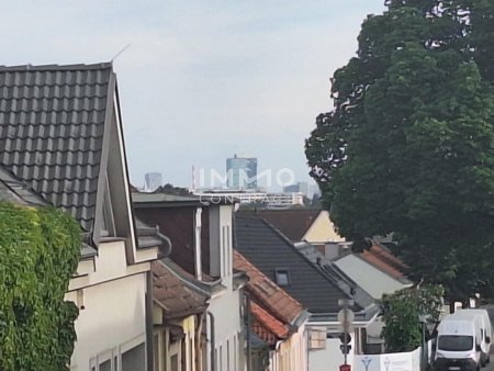 Bauträgerliegenschaft; Winzerhof-Grundstück mit Entwicklungspotenzial; Laut Studie 1.550m² erzielbare Wohnnutzfläche möglich