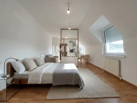 Zimmer geteilt mit KI bearbeitet