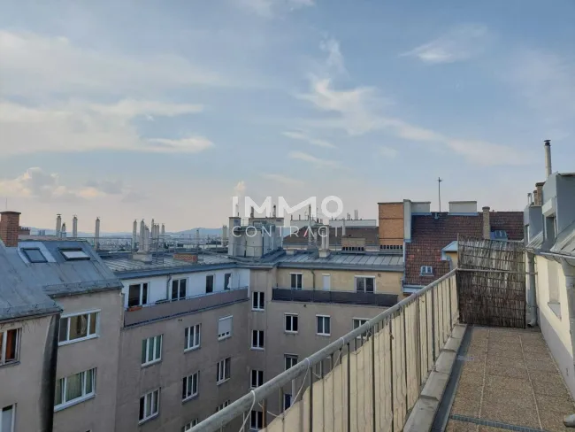 MITTEN IN DER STADT MIT HOFSEITIGER DACHTERRASSE! - Bild