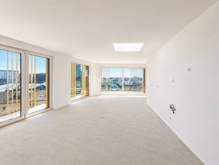 Luxus Pur: Penthouse directly at the main train station: Commission-free